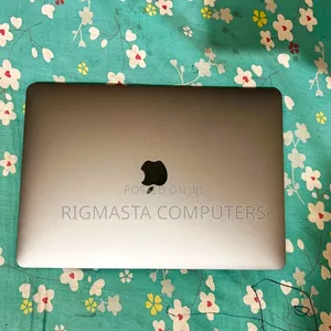 Apple MacBook Pro 2019 16GB Intel Core i7 512GB SSD