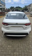 Toyota Corolla 2022 White - 2