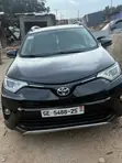 2017 Toyota RAV4 XLE AWD - 4
