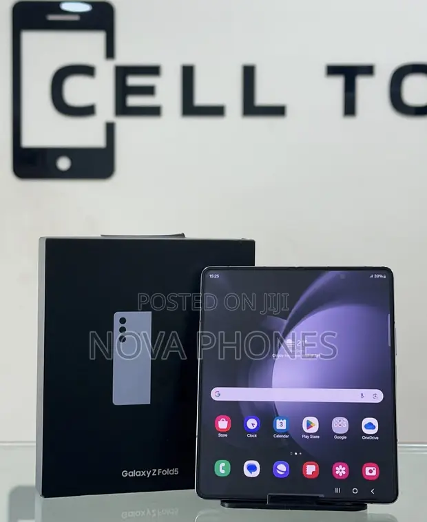 New Samsung Galaxy Z Fold 5 256GB Blue - 1