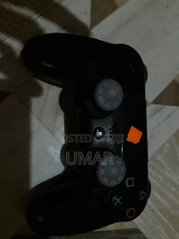 Original PS4 Controller - 1