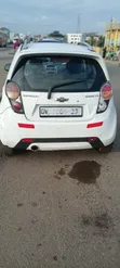 Chevrolet Spark 2015 White - 2