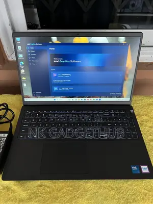 New Dell Pro 15 Essential Laptop - Core i3, 8GB RAM, 512GB SSD