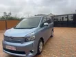 Toyota Voxy X 4WD 8-Seater 2011 Blue - 4