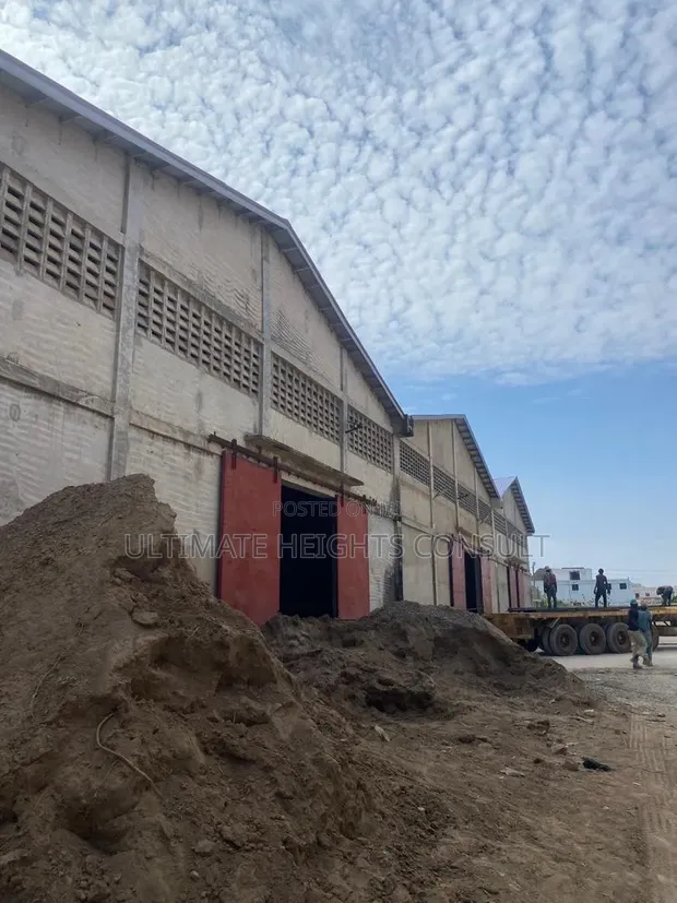 1600 sqm Warehouse for Rent on Spintex Main Road - 1
