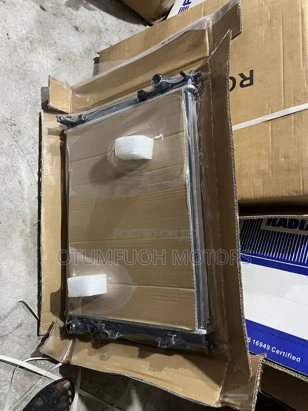 Honda Civic Radiator (Water Tank) 2016-2022 - 1