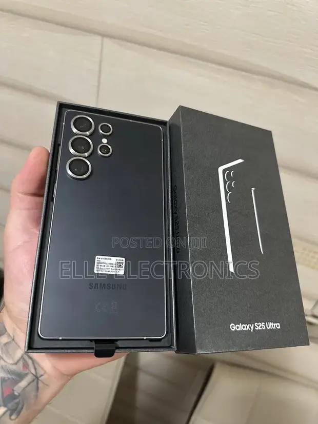 New Samsung Galaxy S25 Ultra 1 TB Black - 1