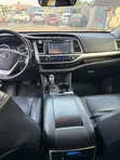 2019 Toyota Highlander XLE Burgundy - 3