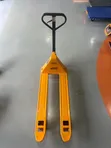 Heavy-Duty Hand Pallet Truck (3000kg) - 1