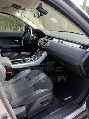 2013 Land Rover Range Rover Evoque Pure AWD 5-Door Silver