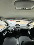 Toyota Sienta 2014 White - 4
