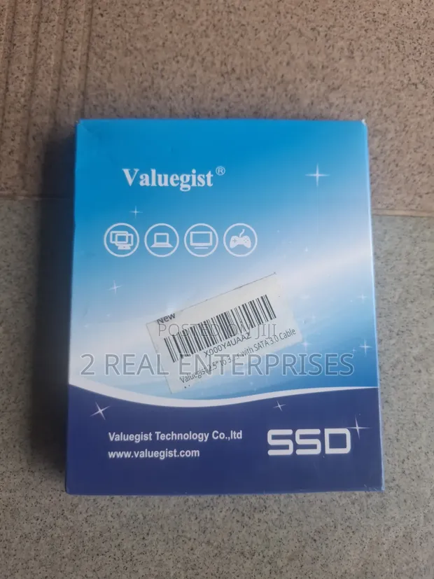 Valuegist 2.5" to 3.5" SSD/HDD Metal Mounting Kit with SATA Cable - 1