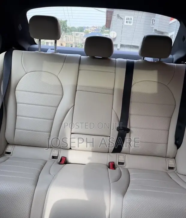 2018 Mercedes-Benz C300 4MATIC Coupe - 1