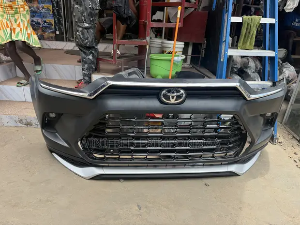 Toyota Highlander Grand Front Bumper (2022-2025) - 1