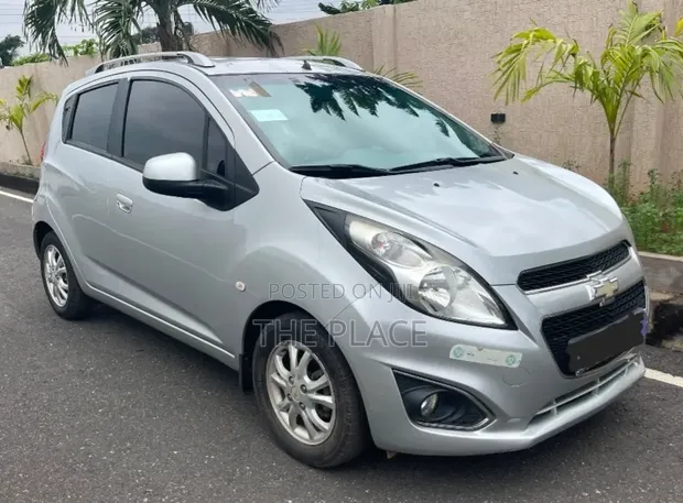 Chevrolet Spark 1LT 2013 Silver - 1