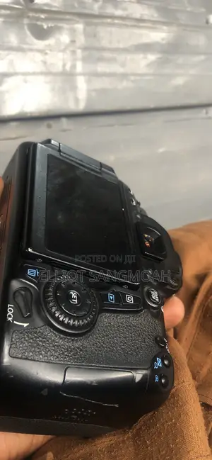 Canon 70D DSLR Camera with 55mm Lens
