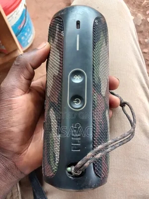 JBL Flip 5 Portable Bluetooth Speaker