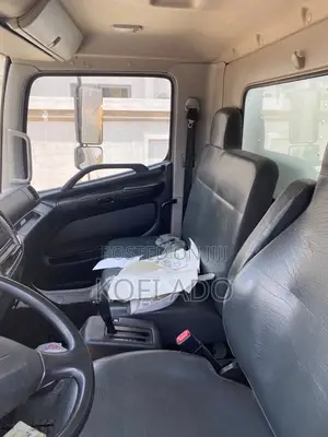 21ft Hino Box Truck - 2017