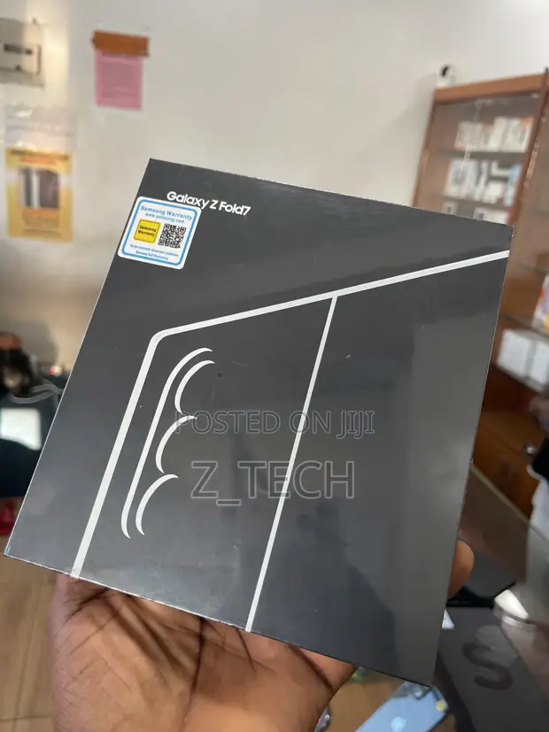 New Samsung Galaxy Z Fold7 256GB Black - 1