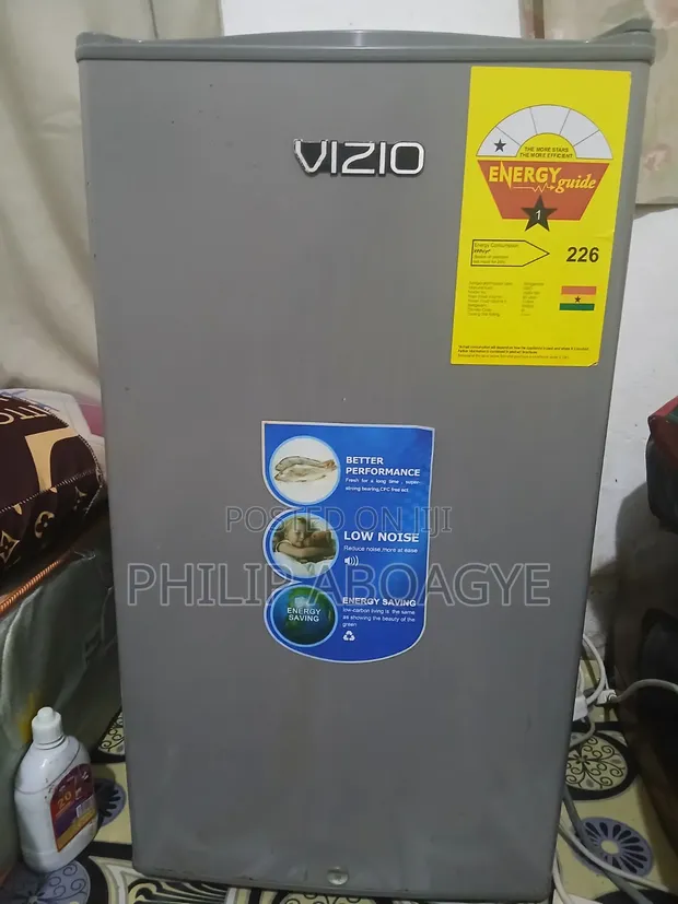 GE Tabletop Fridge - 1