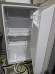 GE Tabletop Fridge - 2