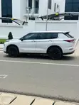 Mitsubishi Outlander 2022 White - 2