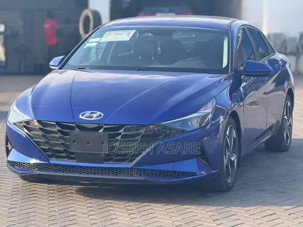 Hyundai Elantra 2024 Blue - 1