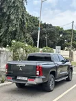 Mitsubishi L200 2025 Black - 4