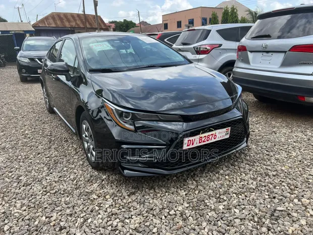 Toyota Corolla LE 2022 - 1