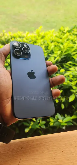 Apple iPhone 15 Pro Max 256GB Blue