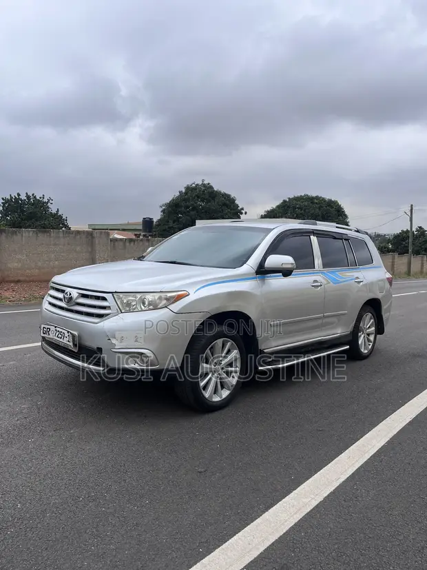 Toyota Highlander Limited 2012 Silver - 1