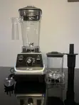 U-Tech 2-in-1 Nutrition Blender - 2