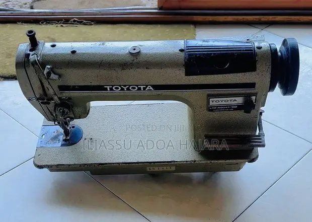 Used Industrial Sewing Machine - 1