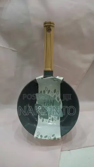 Premium Ceramic Non-Stick Saucepan - 16cm