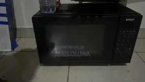 Bosch Premium Black Microwave Oven