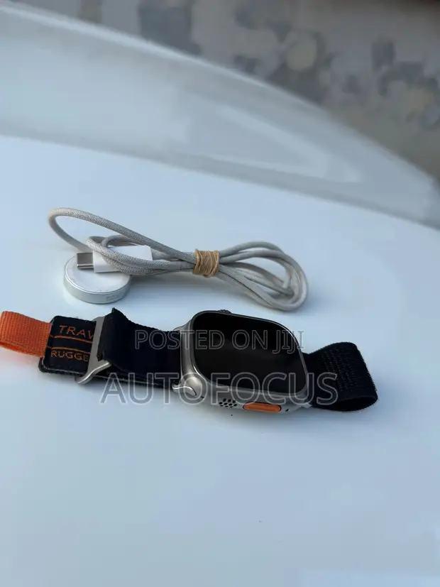 Apple Watch Ultra 2 49mm GPS/Cellular - 1