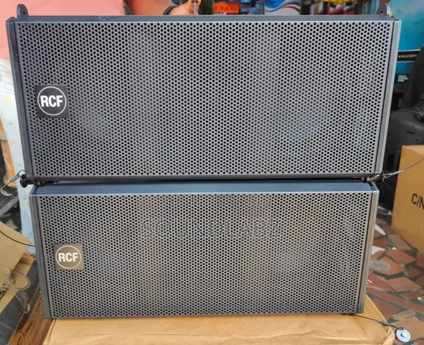 RCF R206 6-Inch Professional Line Array Speaker - 1