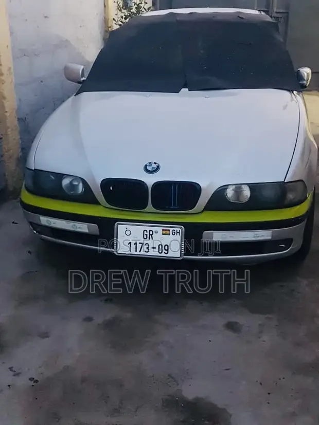 BMW 5 Series 528i 1999 Silver - 1