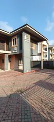 4 Bedroom House for Rent in Adjiringanor - 2