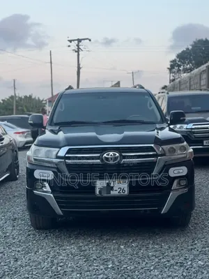 Toyota Land Cruiser V8 2015 Black