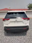 Toyota RAV4 XLE 2022 White - 4