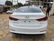 Hyundai Elantra 2018 White - 2
