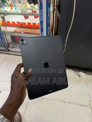 Apple iPad Pro 13" (2025) 256GB Black
