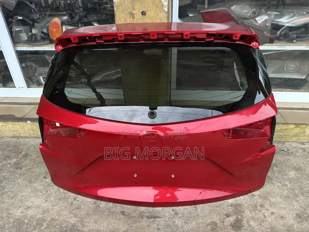 Acura RDX Tailgate/Boot Hood (2019-2023) - 1