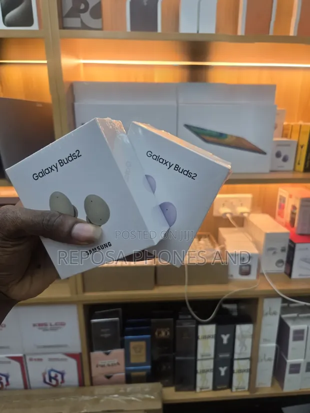 Samsung Galaxy Buds 2 - Purple - 1