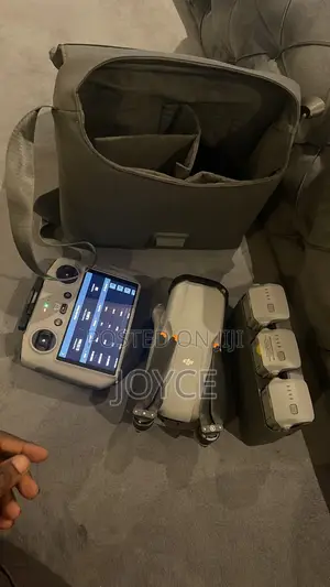 DJI Air 3 Drone Fly More Combo (RC 2)