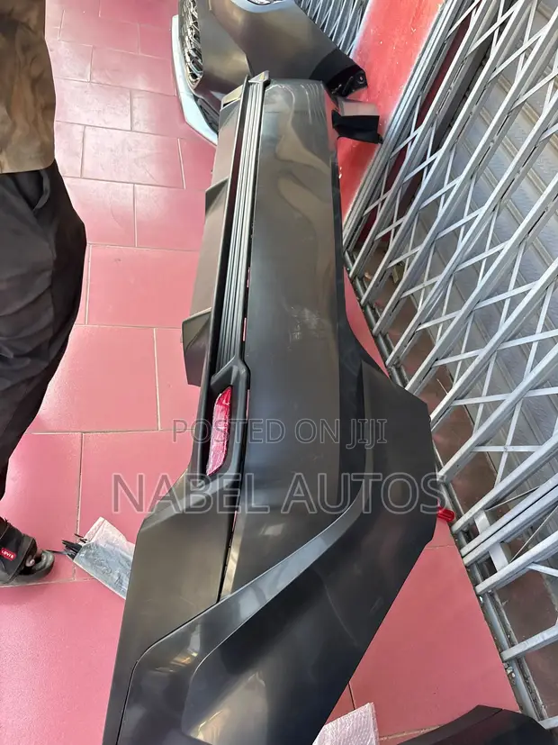 Toyota Camry 2023 Back Bumper Complete - 1