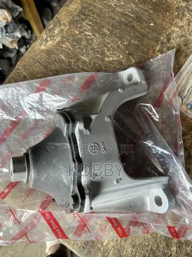 Honda Accord Front Engine Mount (2017-2022) - 1