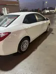 Toyota Corolla 2015 White - 2
