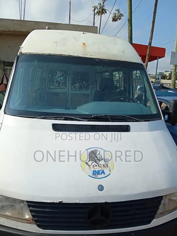 Mercedes-Benz Sprinter 1999 White - 1